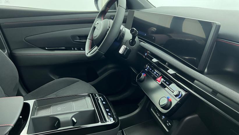 Aperçu du véhicule : 1.6 T-GDI 239 Hybrid BVA6 N Line Executive Shadow Grey avec 1450€ d'équipements inclus