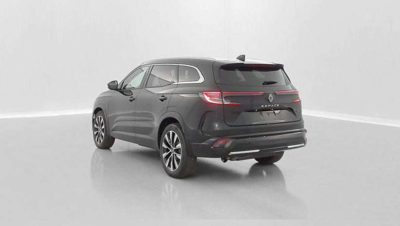 Aperçu du véhicule : VI E-Tech full hybrid 200ch Techno