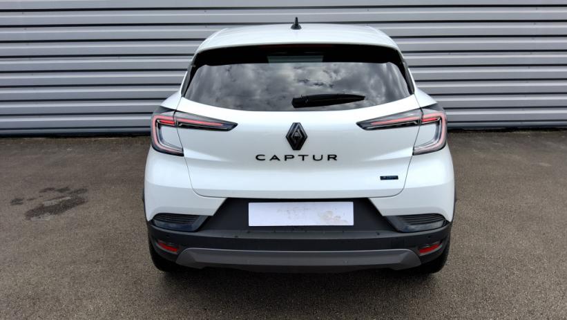 Aperçu du véhicule : CAPTUR E-Tech full hybrid 160 ch esprit Alpine