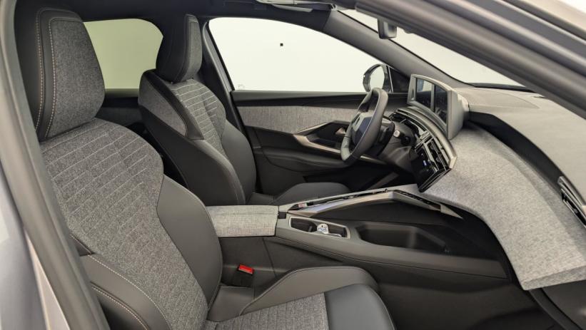 Aperçu du véhicule : Hybrid 145 e-DCS6 Allure