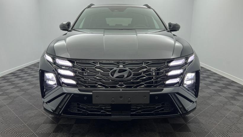 Aperçu du véhicule : 1.6 T-GDI 239 Hybrid BVA6 N Line Executive Abyss Black avec 1210€ d'équipements inclus