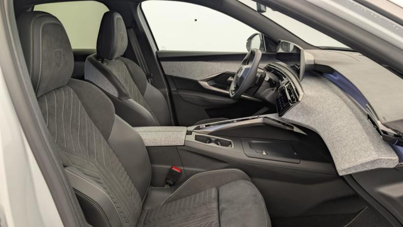 Aperçu du véhicule : Hybrid 145 e-DCS6 GT