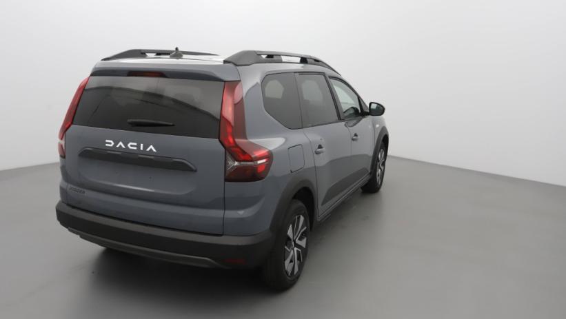 Aperçu du véhicule : 1.0 ECO-G 100CH EXPRESSION 7 PLACES -24