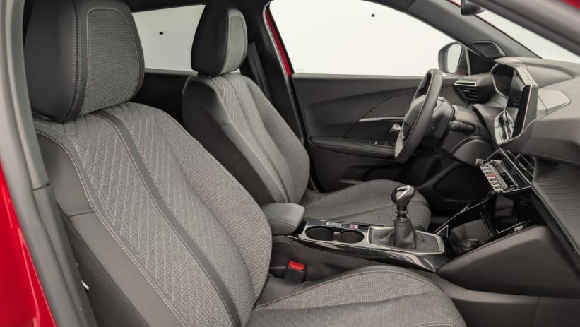 Aperçu du véhicule : 100 S S BVM6 Allure