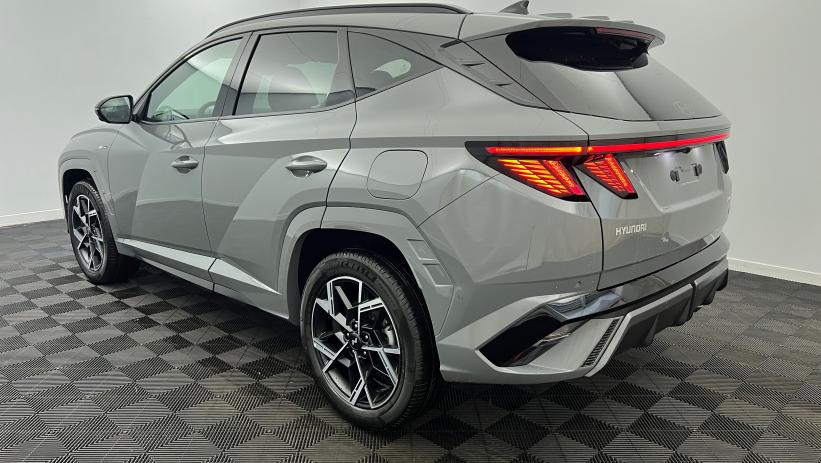 Aperçu du véhicule : 1.6 T-GDI 239 HTRAC Hybrid BVA6 N Line Executive Shadow Grey avec 1210€ d'équipements inclus