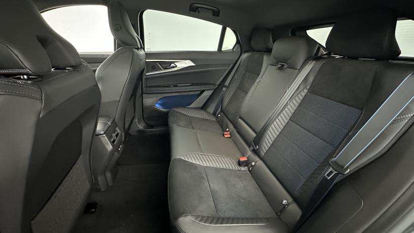 Aperçu du véhicule : E-Tech full hybrid 200ch esprit Alpine