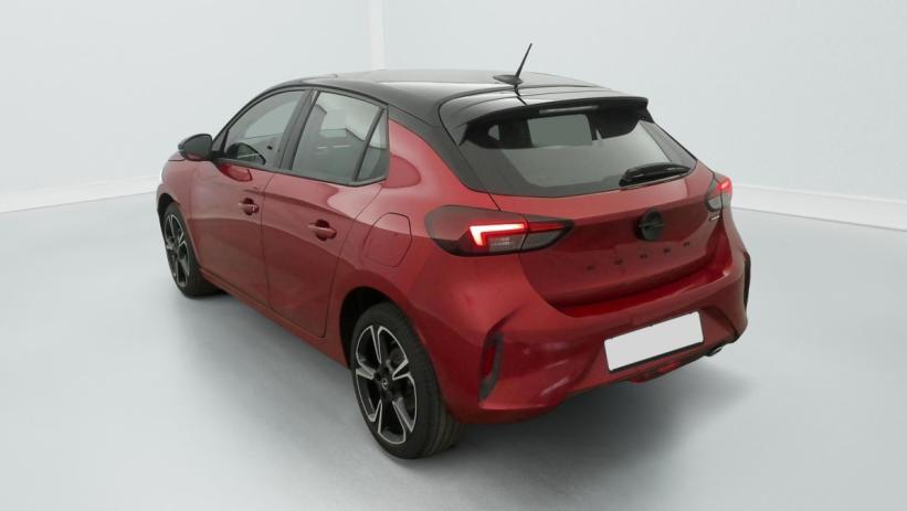 Aperçu du véhicule : 1.2 Turbo Hybrid 110 ch e-DCT6 GS