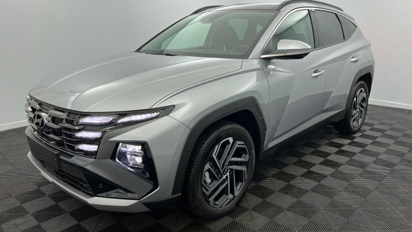 Aperçu du véhicule : 1.6 T-GDI 239 Hybrid BVA6 Executive Shimmering Silver avec 1680€ d'équipements inclus