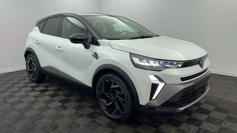 Aperçu du véhicule : E-Tech full hybrid 160 ch esprit Alpine Blanc Nacré - Toit Noir Etoilé avec 1950€ d'équipements inclus