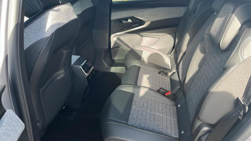 Aperçu du véhicule : Hybrid 145 e-DCS6 Allure