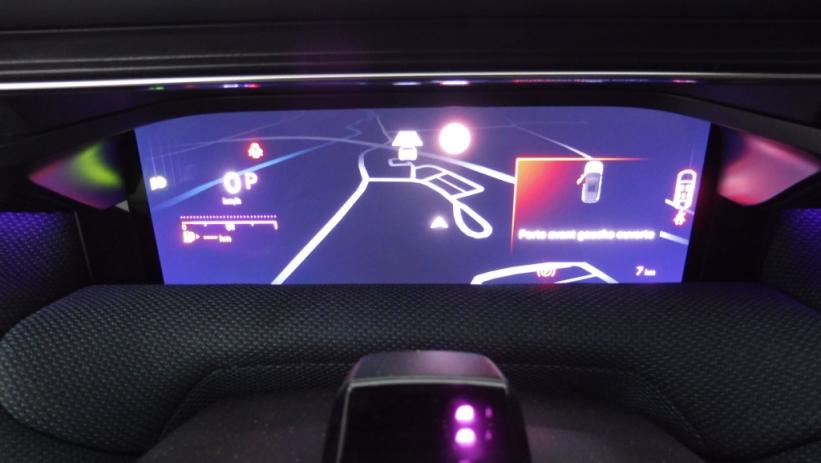 Aperçu du véhicule : 1.2 HYBRIDE 145CH MAX BOITE AUTOMATIQUE