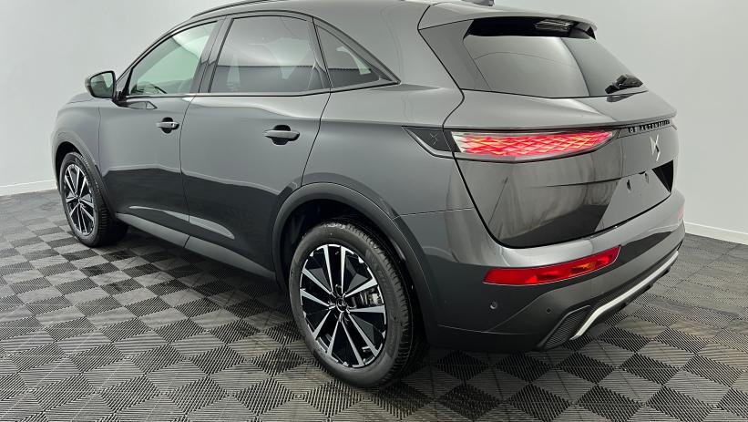 Aperçu du véhicule : BlueHDi 130 EAT8 Etoile Gris Titane avec 4750€ d'équipements inclus