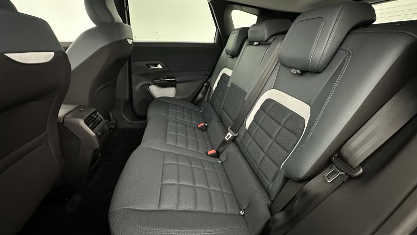 Aperçu du véhicule : 1.2 Hybride 145ch Plus e-DCS6