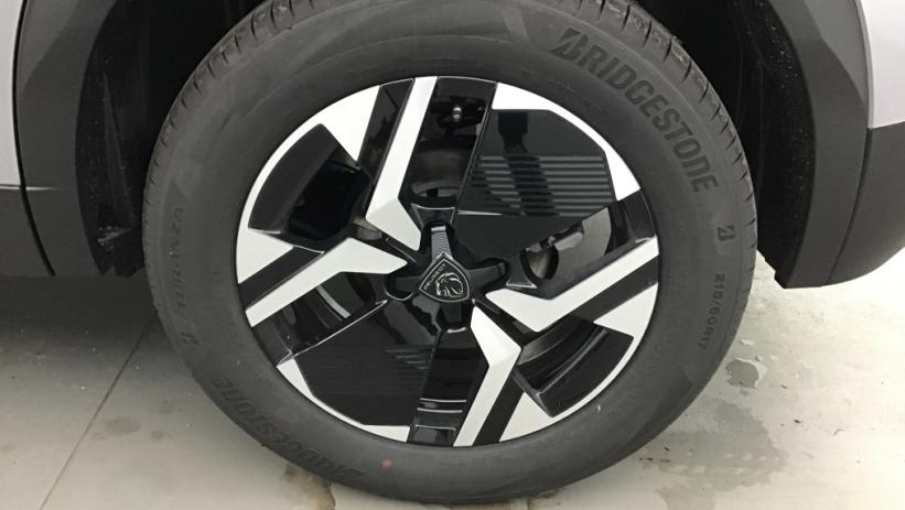 Aperçu du véhicule : 2008 Hybrid 145 e-DCS6 GT