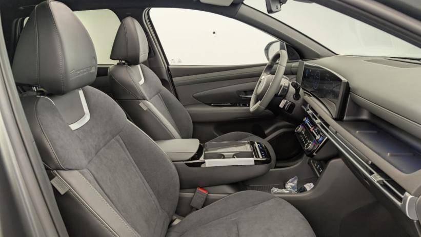 Aperçu du véhicule : 1.6 T-GDI 215 Hybrid BVA6 20eme Anniversaire