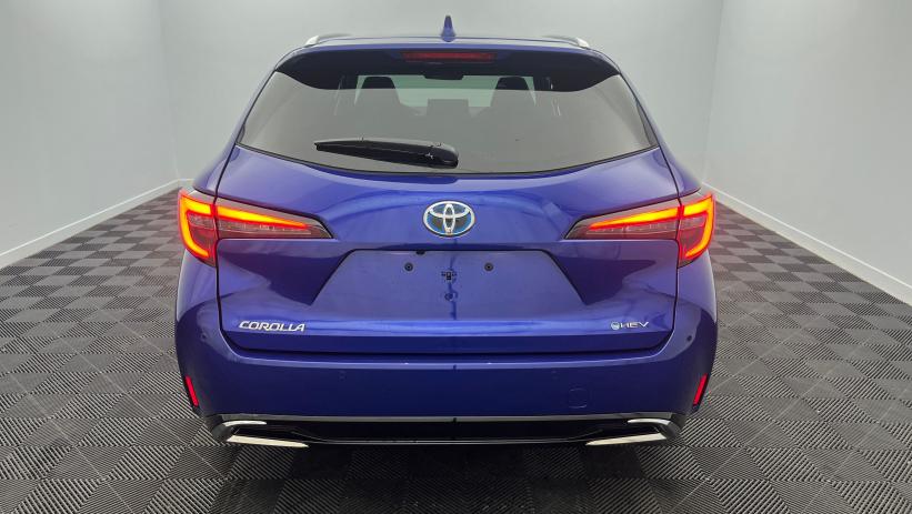 Aperçu du véhicule : Hybride 178ch Design Bleu Genièvre avec 2390€ d'équipements inclus