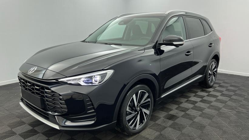 Aperçu du véhicule : 1.5 L Hybrid+ 197 ch Luxury Pebble Black avec 650€ d'équipements inclus