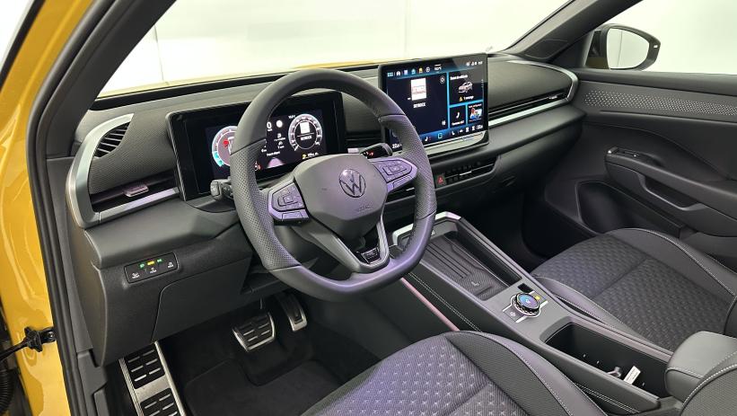 Aperçu du véhicule : 1.5 eTSI EVO2 Hybrid 150ch R-Line DSG7