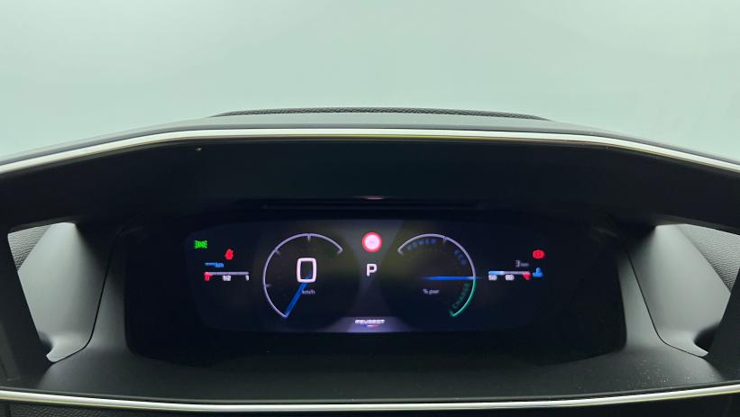 Aperçu du véhicule : Hybrid 145 e-DCS6 GT Noir Perla Nera avec 3420€ d'équipements inclus