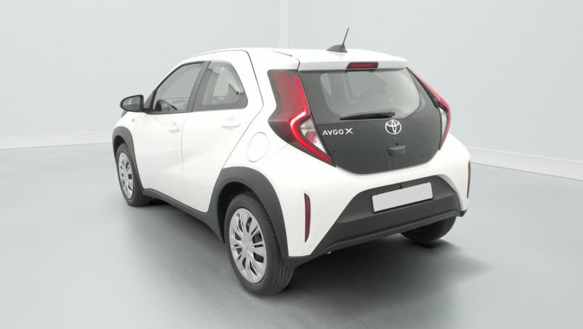 Aperçu du véhicule : 1.0 VVT-i 72 S-CVT Dynamic