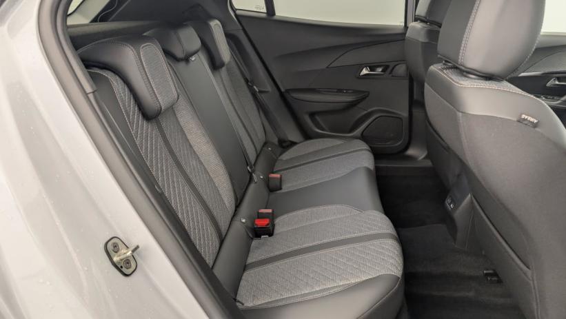 Aperçu du véhicule : 100 S S BVM6 Allure