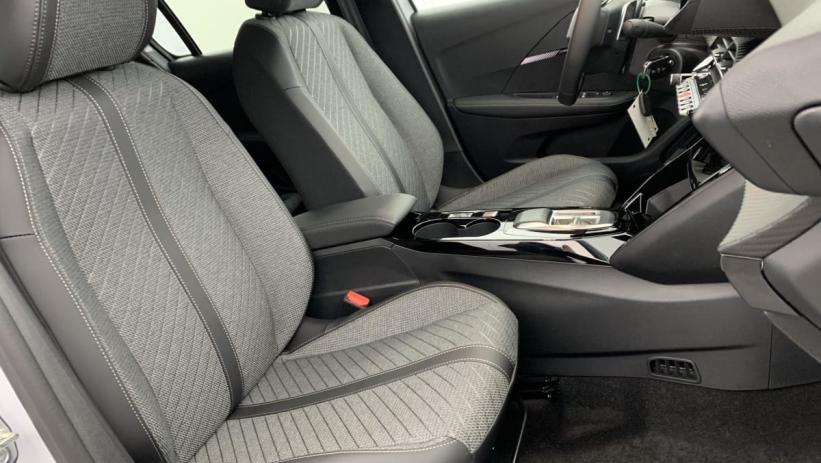 Aperçu du véhicule : Hybrid 110 e-DCS6 Allure