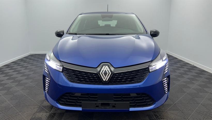 Aperçu du véhicule : Blue dCi 100 Evolution Bleu Iron avec 1950€ d'équipements inclus