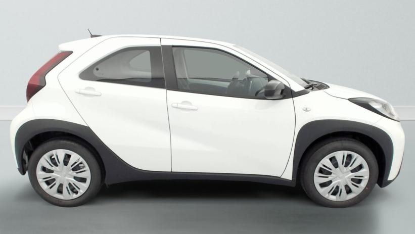 Aperçu du véhicule : 1.0 VVT-i 72 S-CVT Dynamic