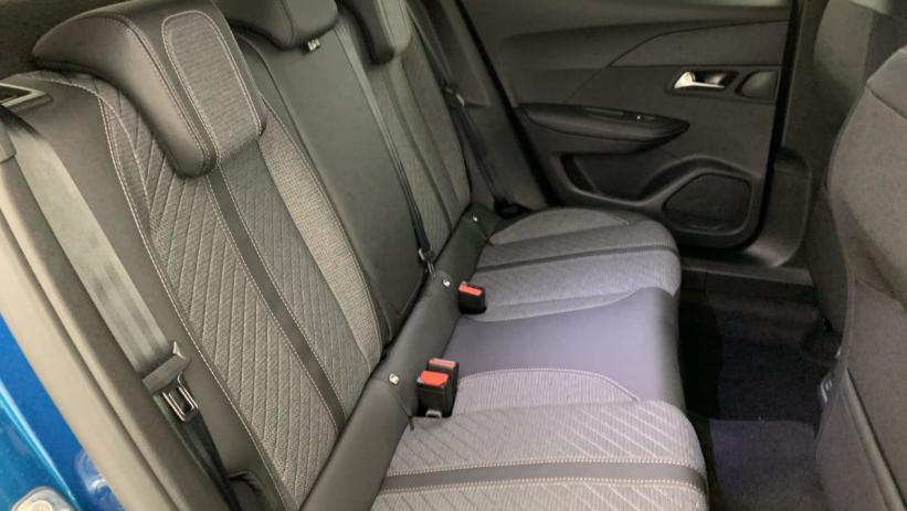 Aperçu du véhicule : Hybrid 145 e-DCS6 Allure