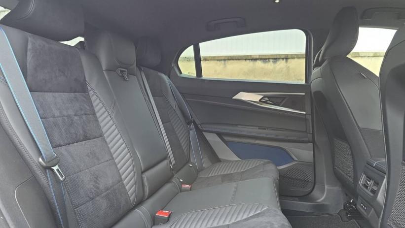 Aperçu du véhicule : E-Tech full hybrid 200ch esprit Alpine