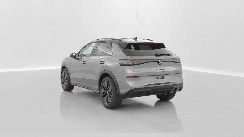 Aperçu du véhicule : 1.5 eTSI EVO2 Hybrid 150ch R-Line DSG7