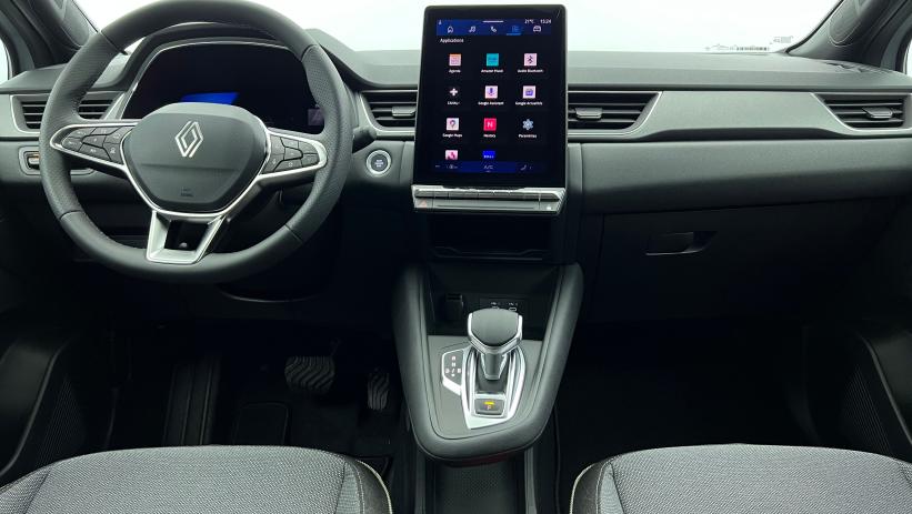 Aperçu du véhicule : E-Tech full hybrid 145 Techno Gris Rafale avec 1700€ d'équipements inclus