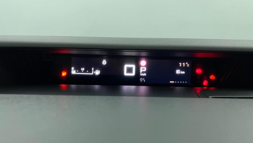 Aperçu du véhicule : C3 Aircross Hybride 145 e-DCS6 7 places Max Gris Mercury - Toit Noir Perla Nera avec 1550€ d'équipements inclus