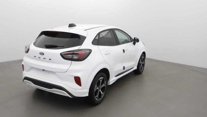 Aperçu du véhicule : 1.0 ECOBOOST HYBRID 125CH ST LINE S&S POWERSHIFT