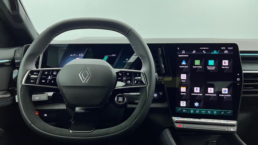 Aperçu du véhicule : full hybrid E-Tech 200 ch Esprit Alpine Gris Schiste - Toit Noir Etoilé avec 4800€ d'équipements inclus