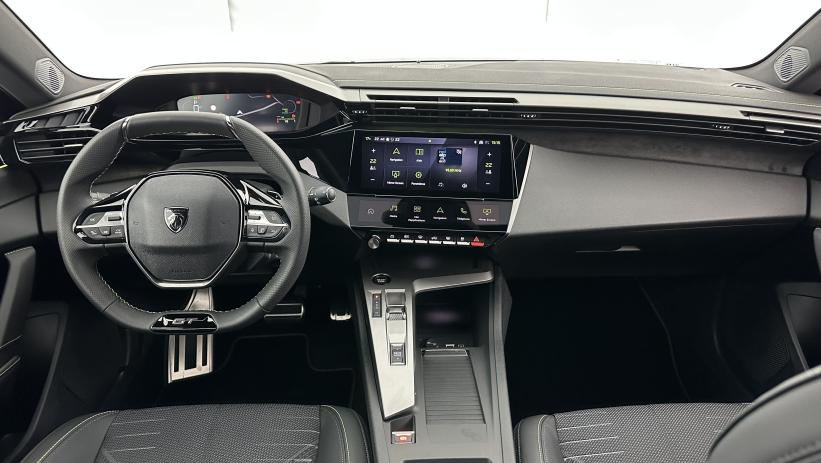 Aperçu du véhicule : III(2) 1.2 Hybrid 145ch GT e-DCS6