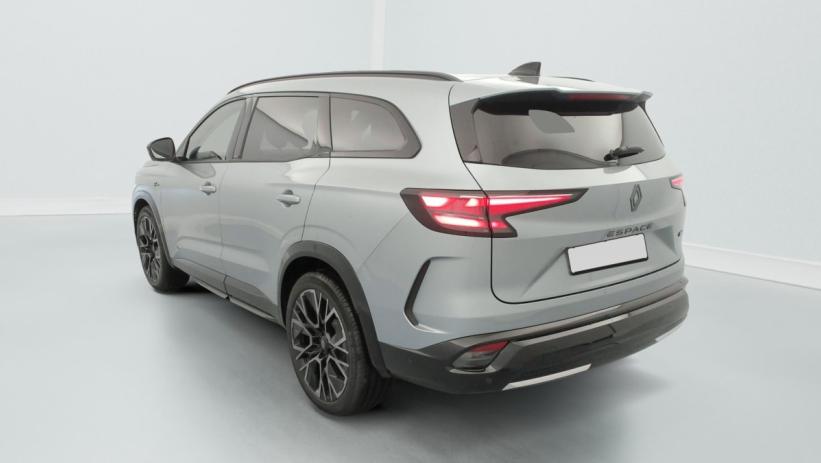 Aperçu du véhicule : Espace full hybrid E-Tech 200 ch 7pl Esprit Alpine