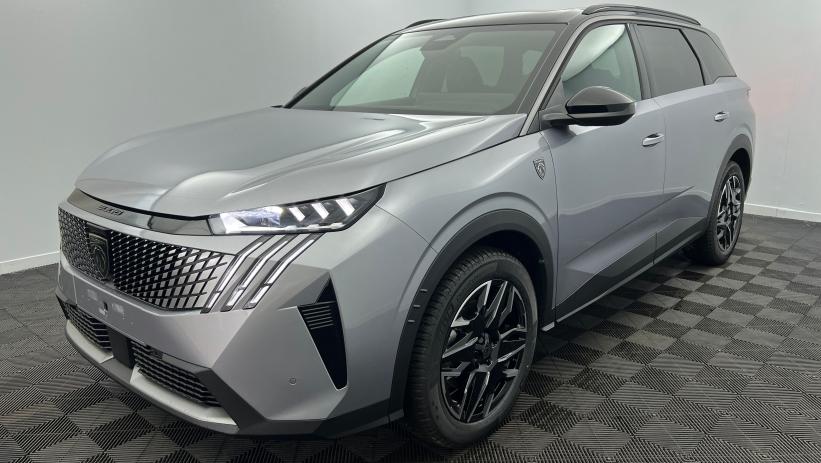 Aperçu du véhicule : Nouveau Hybrid 145 e-DCS6 GT Gris Artense avec 4000€ d'équipements inclus