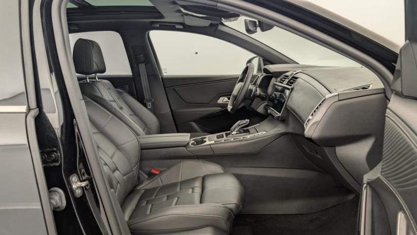 Aperçu du véhicule : Hybride Rechargeable E-Tense 225 EAT8 Opera