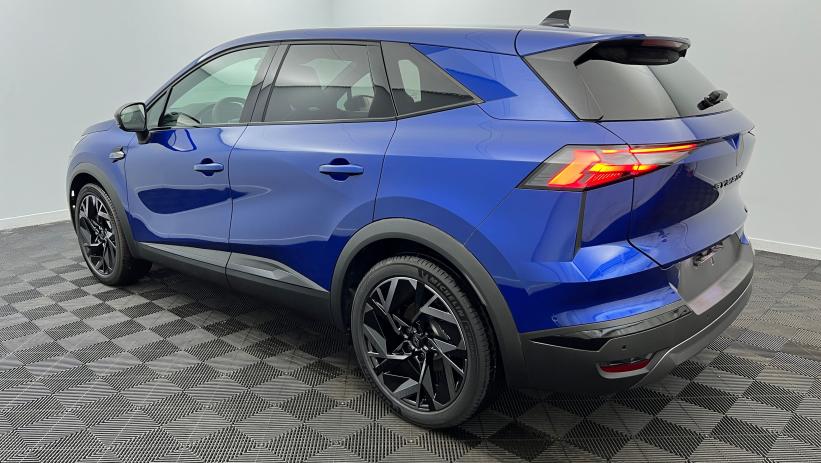 Aperçu du véhicule : E-Tech full hybrid 145 Esprit Alpine Bleu Iron avec 1700€ d'équipements inclus