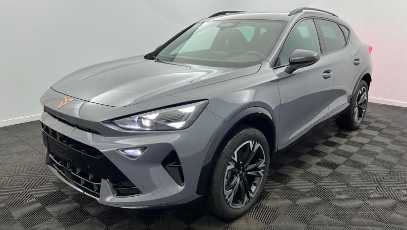 Aperçu du véhicule : 2.0 TDI 150 ch DSG7 V Gris Graphène avec 4538€ d'équipements inclus