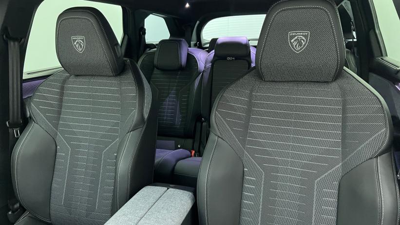 Aperçu du véhicule : Nouveau Hybrid 145 e-DCS6 GT Bleu Ingaro avec 2550€ d'équipements inclus