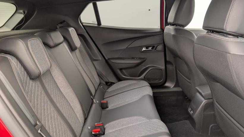 Aperçu du véhicule : 100 S S BVM6 Allure