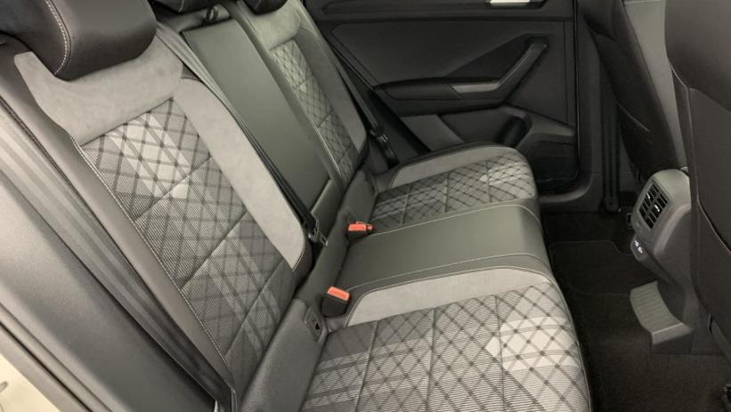 Aperçu du véhicule : 2.0 TDI 150 Start Stop DSG7 R-Line Edition