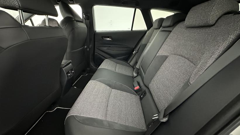 Aperçu du véhicule : 2.0 Hybride 178ch Design