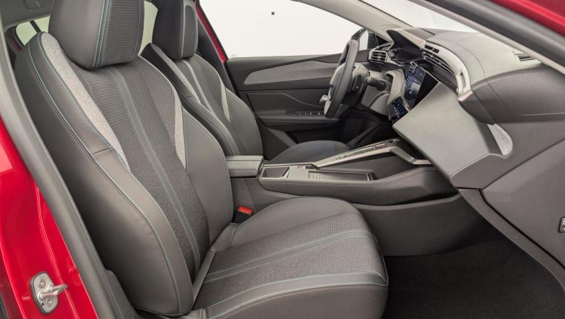 Aperçu du véhicule : Hybrid 145 e-DCS6 Allure