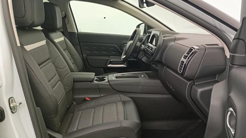 Aperçu du véhicule : Hybride 136 e-DCS6 Plus