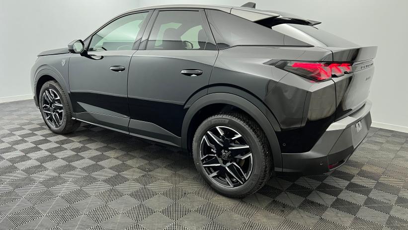 Aperçu du véhicule : Hybrid 145 e-DCS6 GT Exclusive Noir Perla Nera avec 3300€ d'équipements inclus
