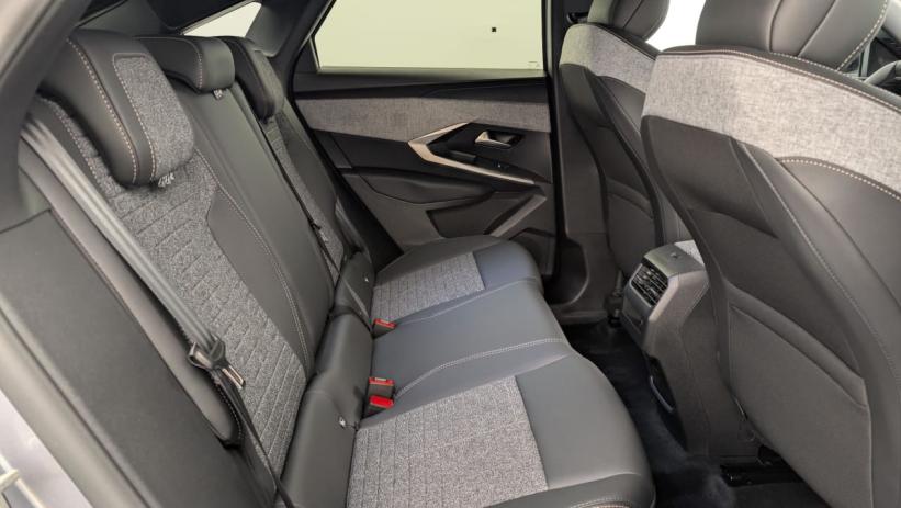 Aperçu du véhicule : Hybrid 145 e-DCS6 Allure