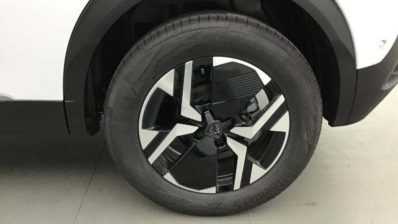 Aperçu du véhicule : 2008 Hybrid 145 e-DCS6 GT